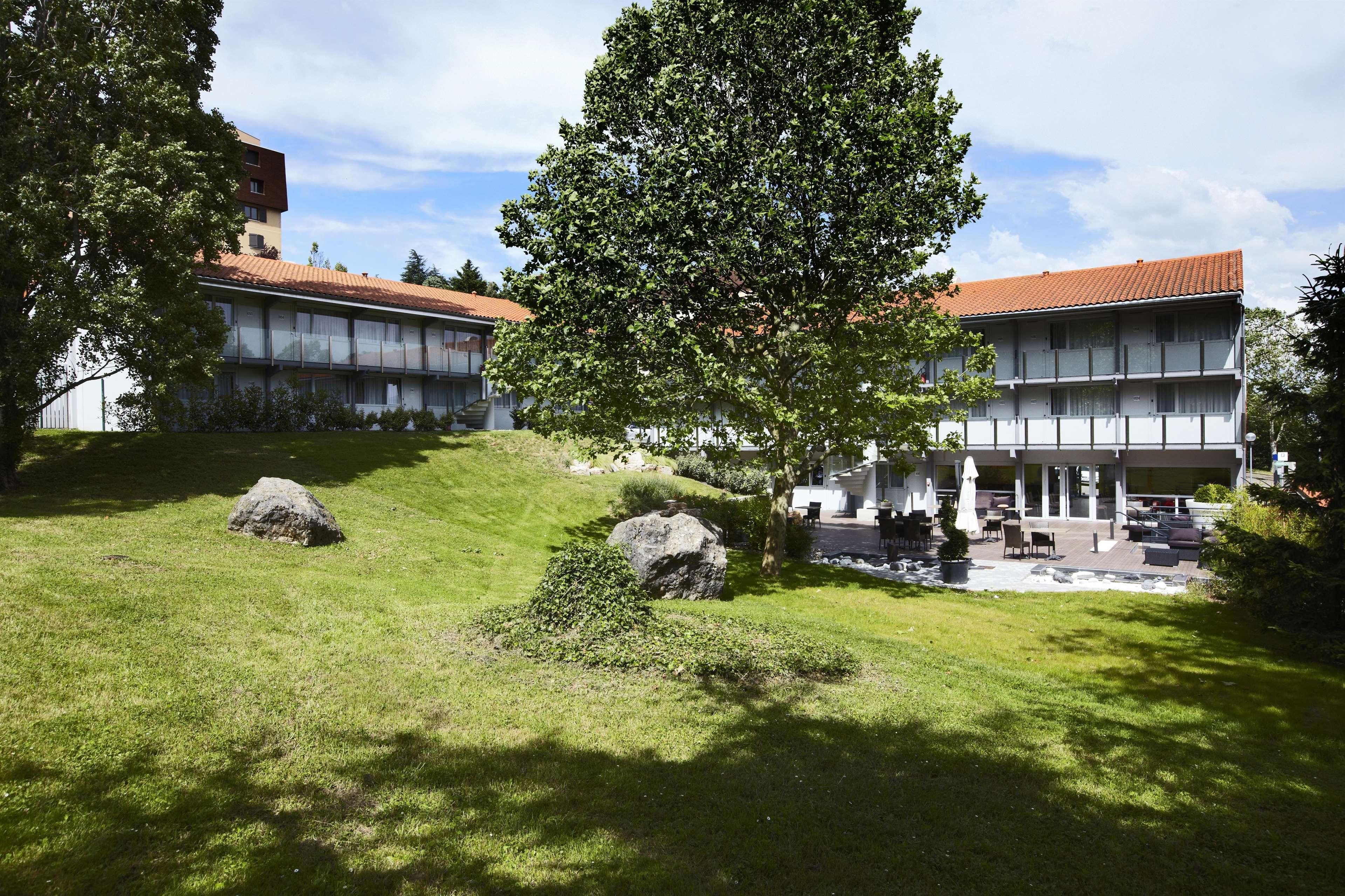 Kyriad Lyon Sud Sainte Foy Exterior foto