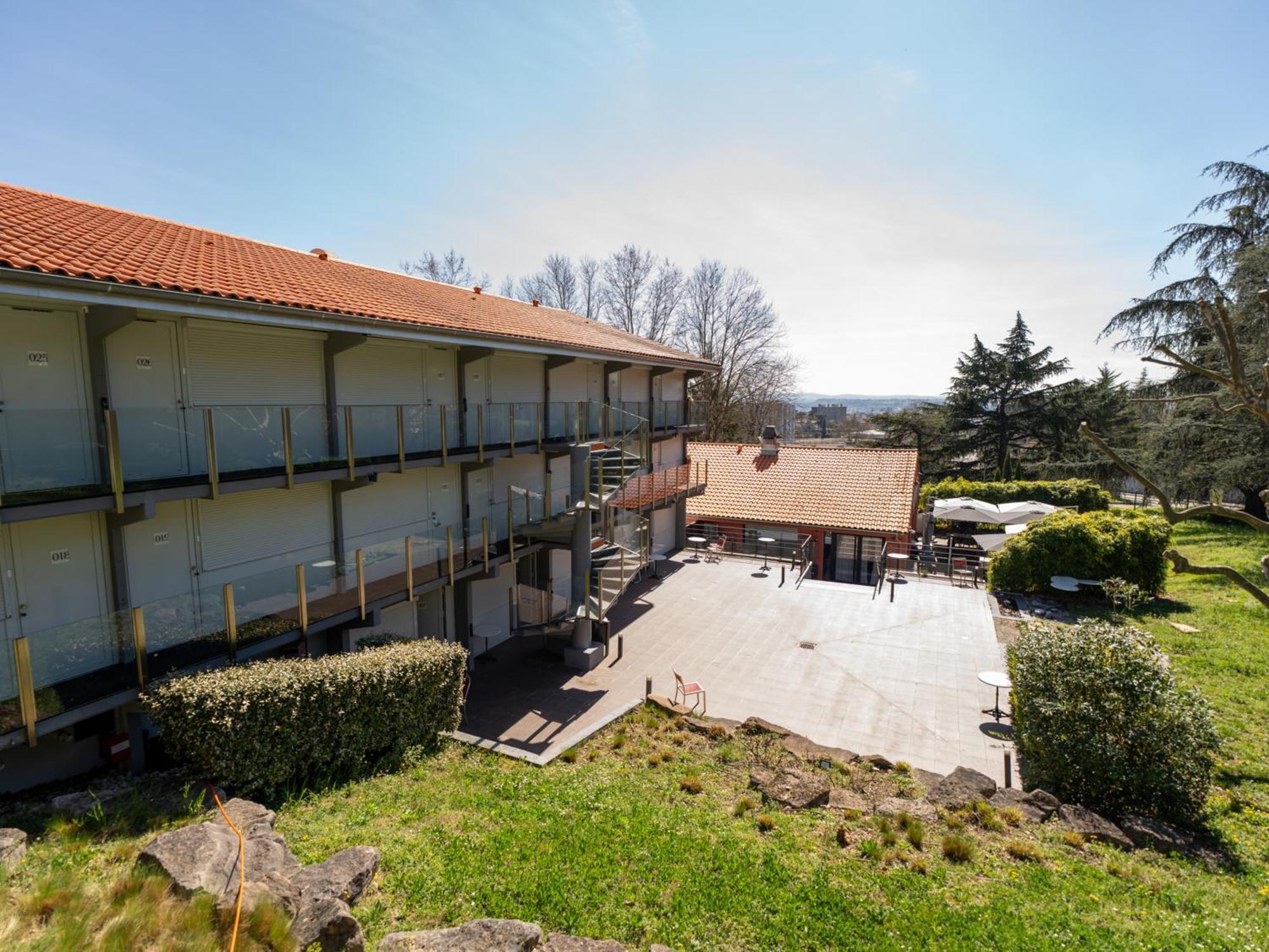 Kyriad Lyon Sud Sainte Foy Exterior foto